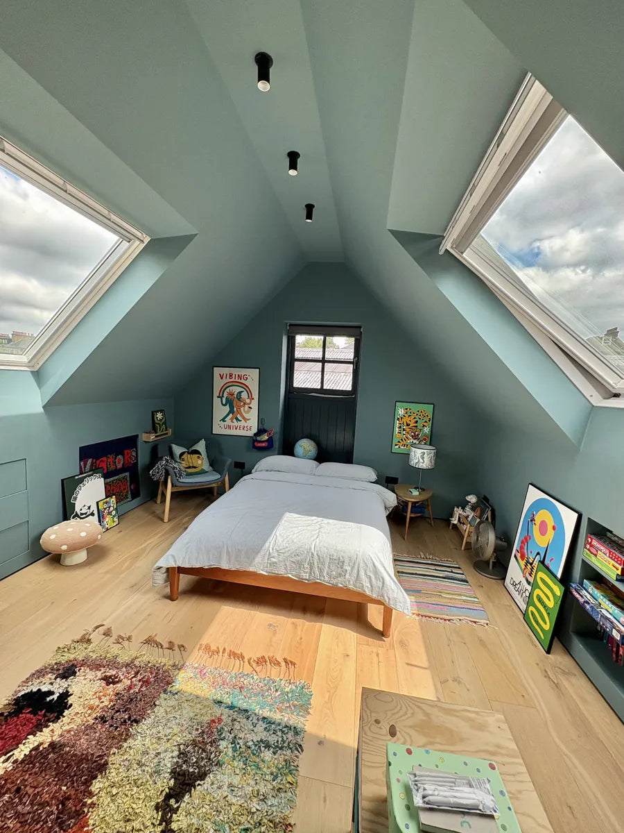 Creating a Warm and Inviting Sunroom That You’ll Actually Use All Year Round