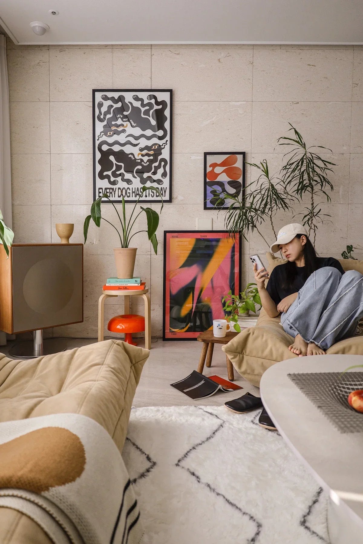 9 Tips for Creating an Art Print Gallery Wall That Elevates Your Space