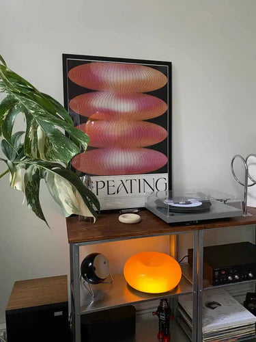 How to Design the Perfect Vinyl Corner for Your Apartment