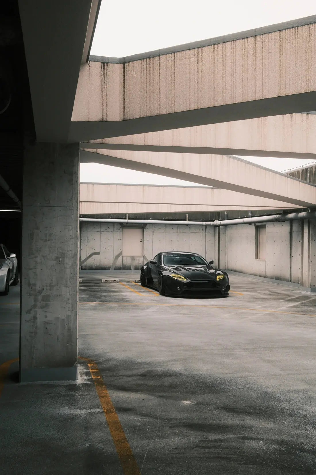 Carbon Aston Martin
